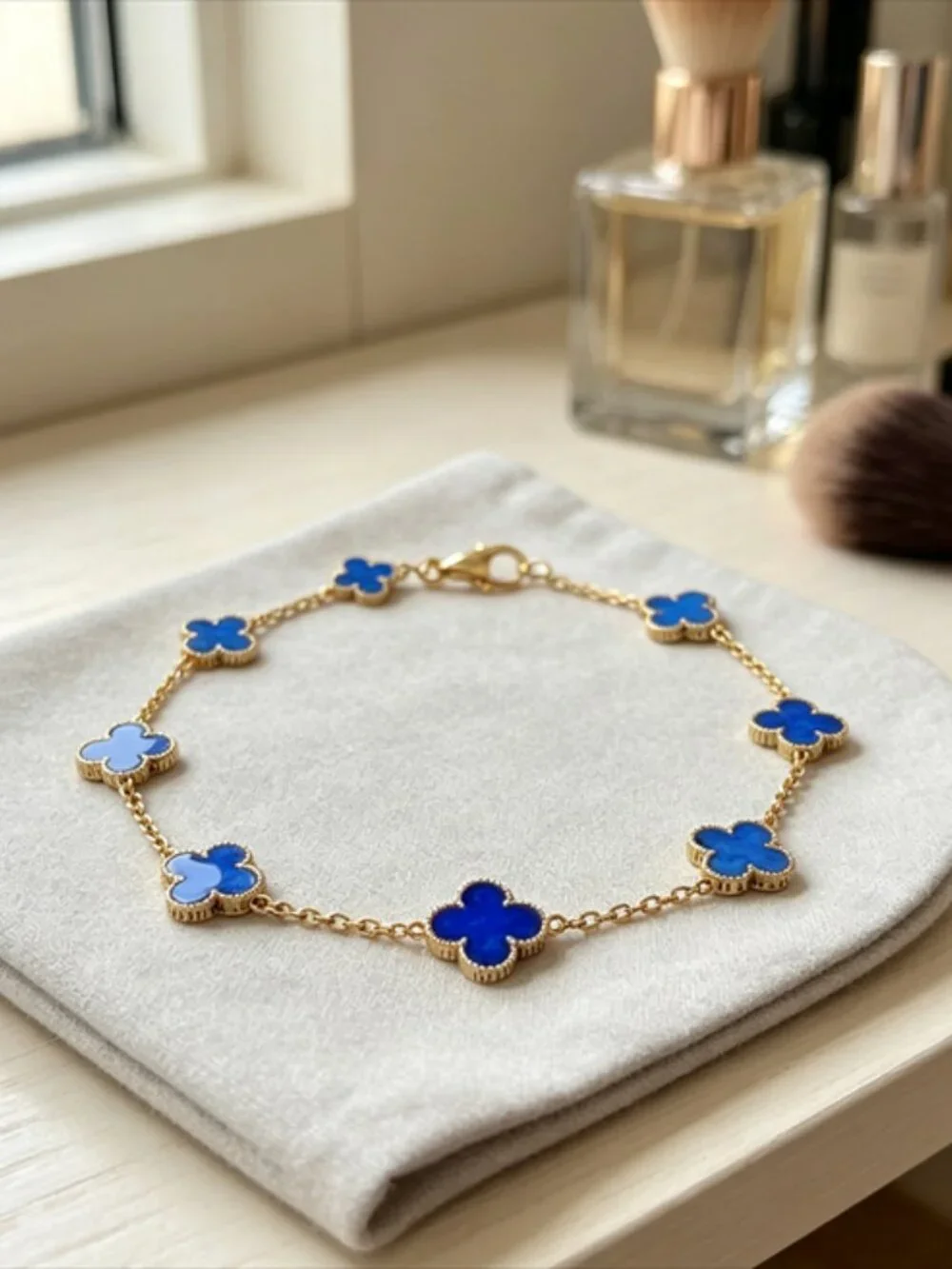 💙 Van Cleef & Arpels Blue Bracelet
